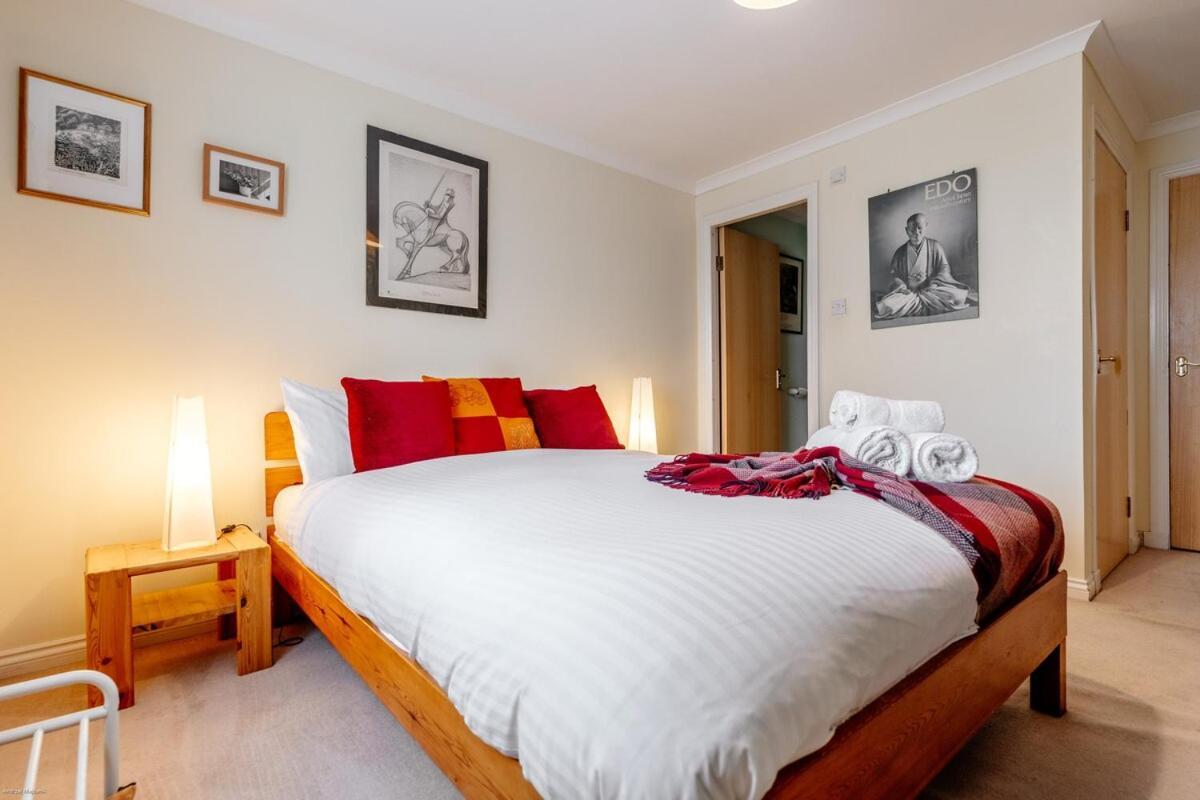 Homely 2-bed Free Park Appartement