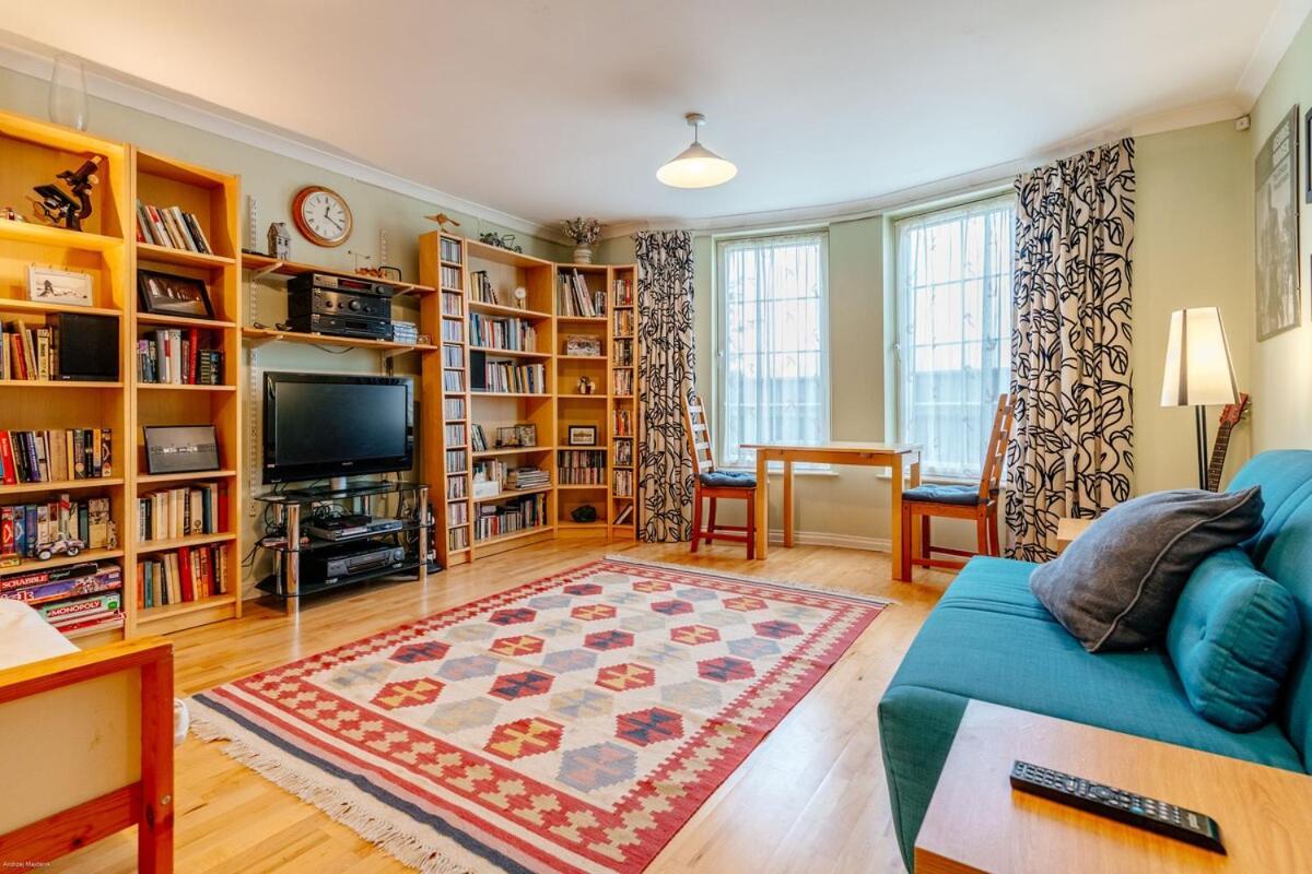 Homely 2-bed Free Park Apartment