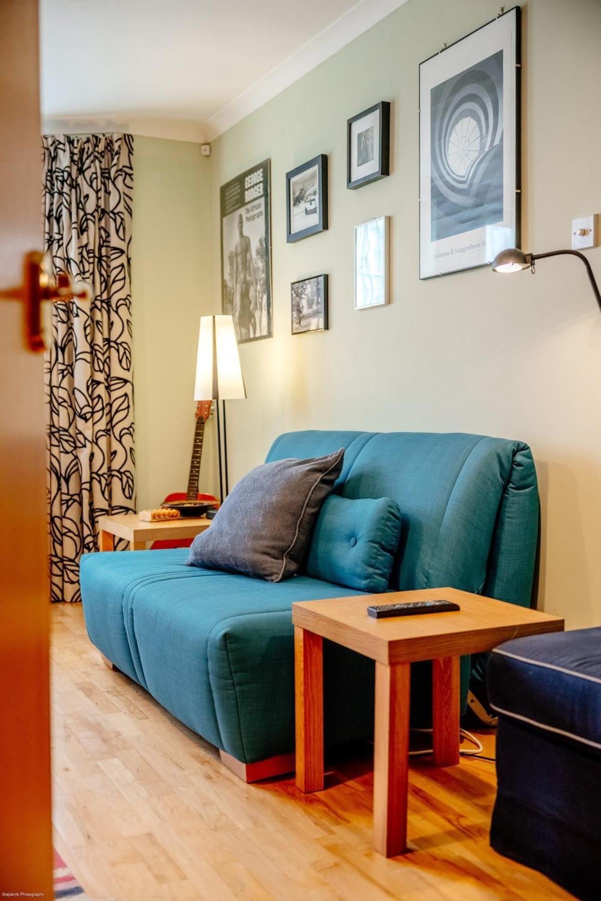Homely 2-bed Free Park *