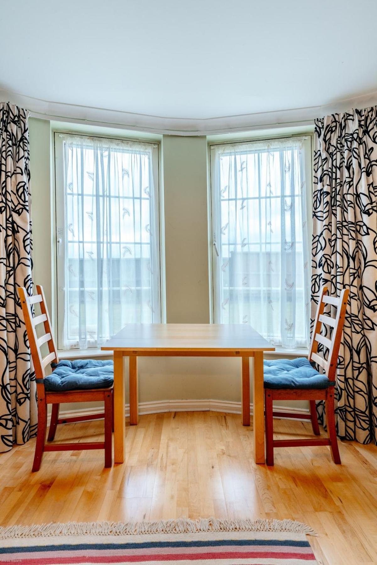 Homely 2-bed Free Park * Edinburgh